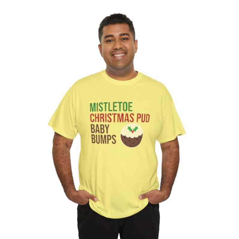 Mistletoe, Christmas Pud and Baby Bumps Pregnancy Announcement T-Shirt