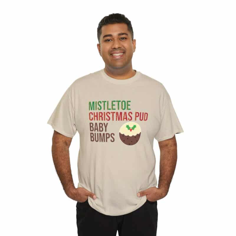 Mistletoe, Christmas Pud and Baby Bumps Pregnancy Announcement T-Shirt