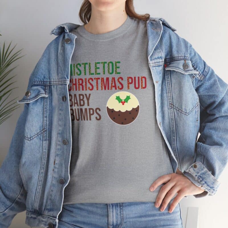 Mistletoe, Christmas Pud and Baby Bumps Pregnancy Announcement T-Shirt