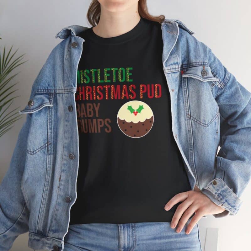 Mistletoe, Christmas Pud and Baby Bumps Pregnancy Announcement T-Shirt