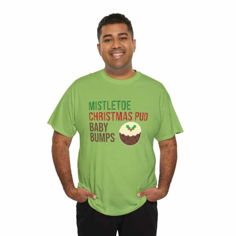 Mistletoe, Christmas Pud and Baby Bumps Pregnancy Announcement T-Shirt