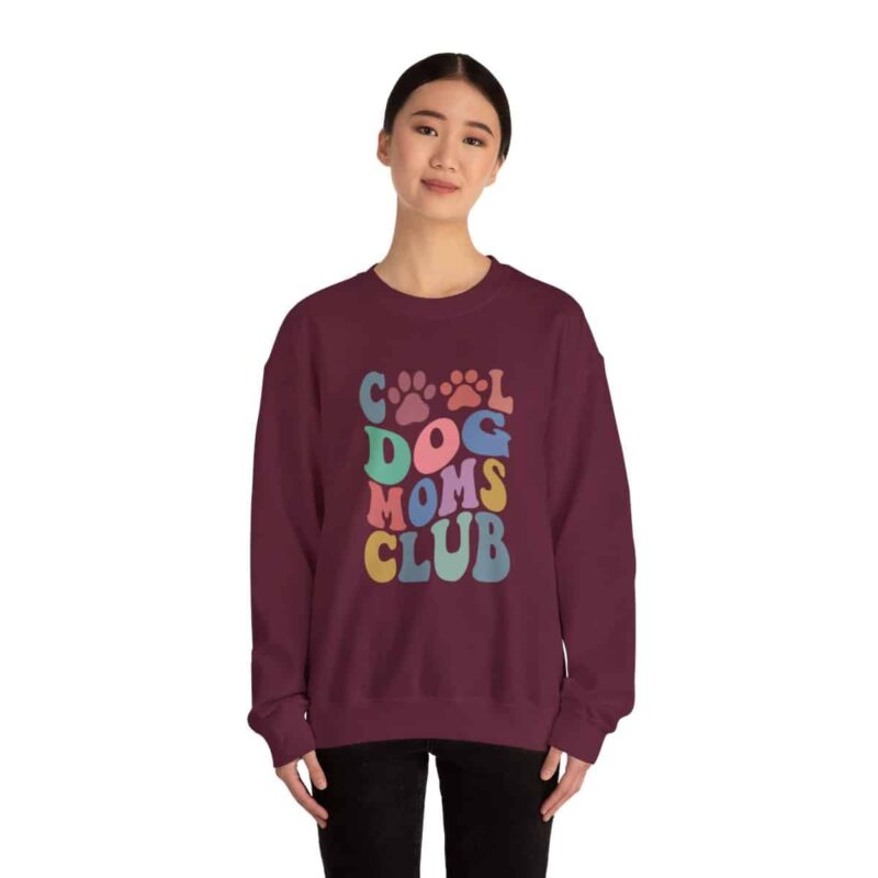 Cool Dog Moms Club Unisex Heavy Blend Sweatshirt