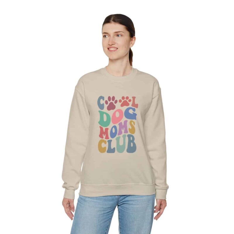 Cool Dog Moms Club Unisex Heavy Blend Sweatshirt