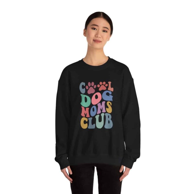 Cool Dog Moms Club Unisex Heavy Blend Sweatshirt