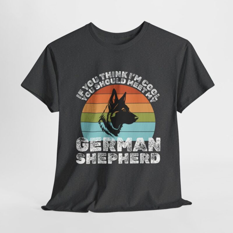 Cool Unisex German Shepherd Tshirt - Perfect for an Alsatian owner or as a gift.