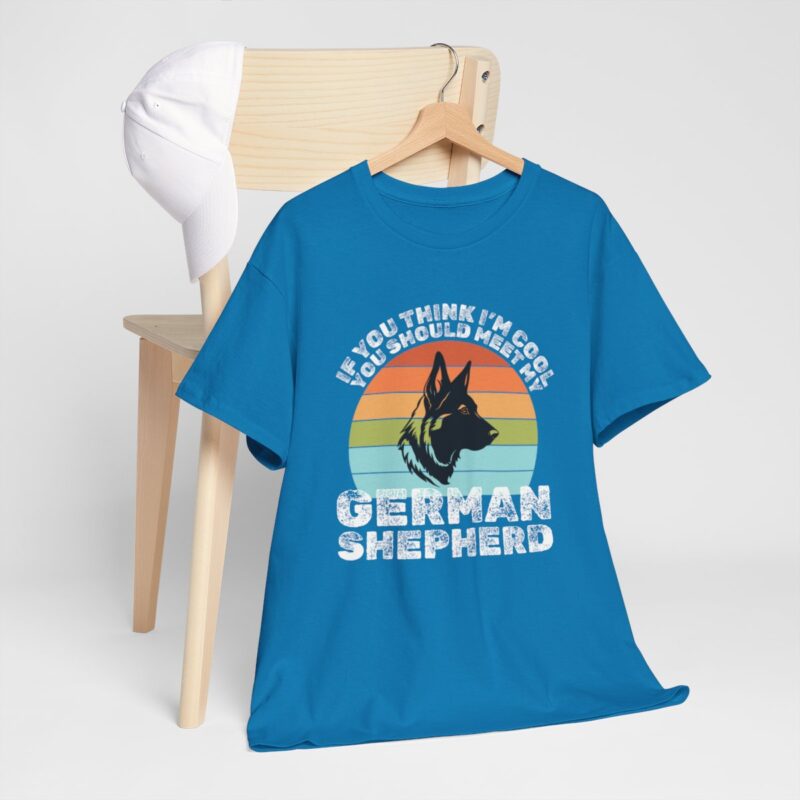 Cool Unisex German Shepherd Tshirt - Perfect for an Alsatian owner or as a gift.