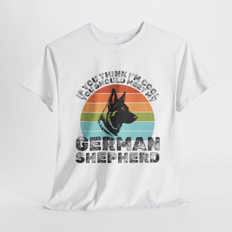 Cool Unisex German Shepherd Tshirt - Perfect for an Alsatian owner or as a gift.