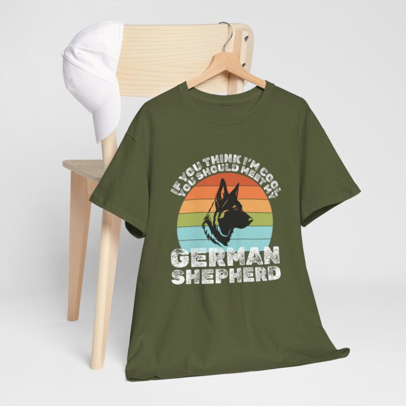 Cool Unisex German Shepherd Tshirt - Perfect for an Alsatian owner or as a gift.