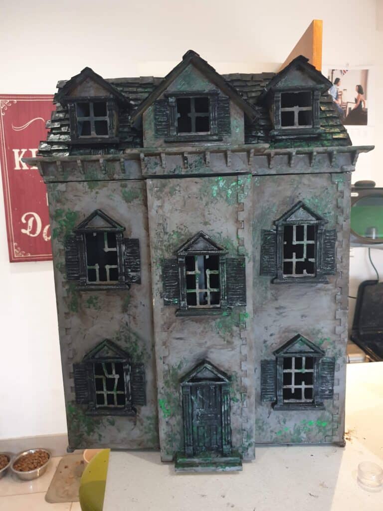 Creating An Abandoned Dollhouse: A Time Capsule